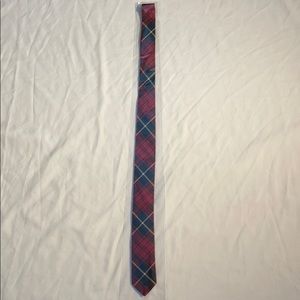 Men’s slim tie